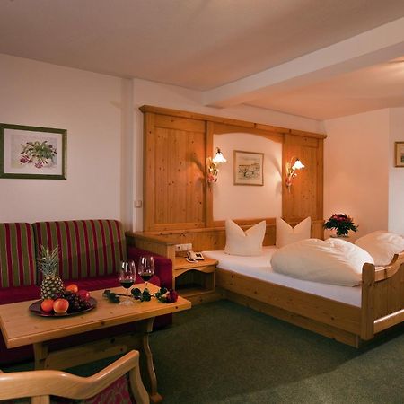 Hotel Alpenrose Pertisau Exterior photo
